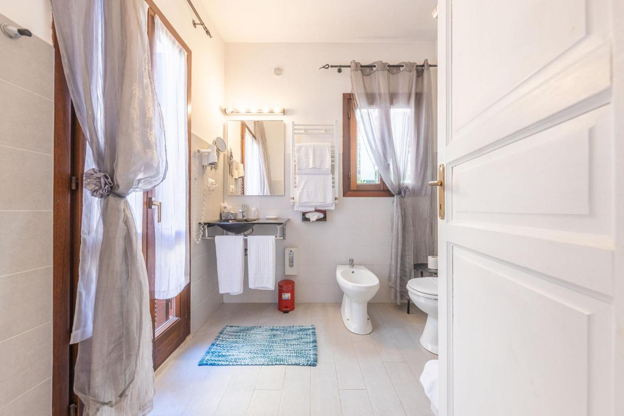 Room In Bb - Family Room In History House روما المظهر الخارجي الصورة