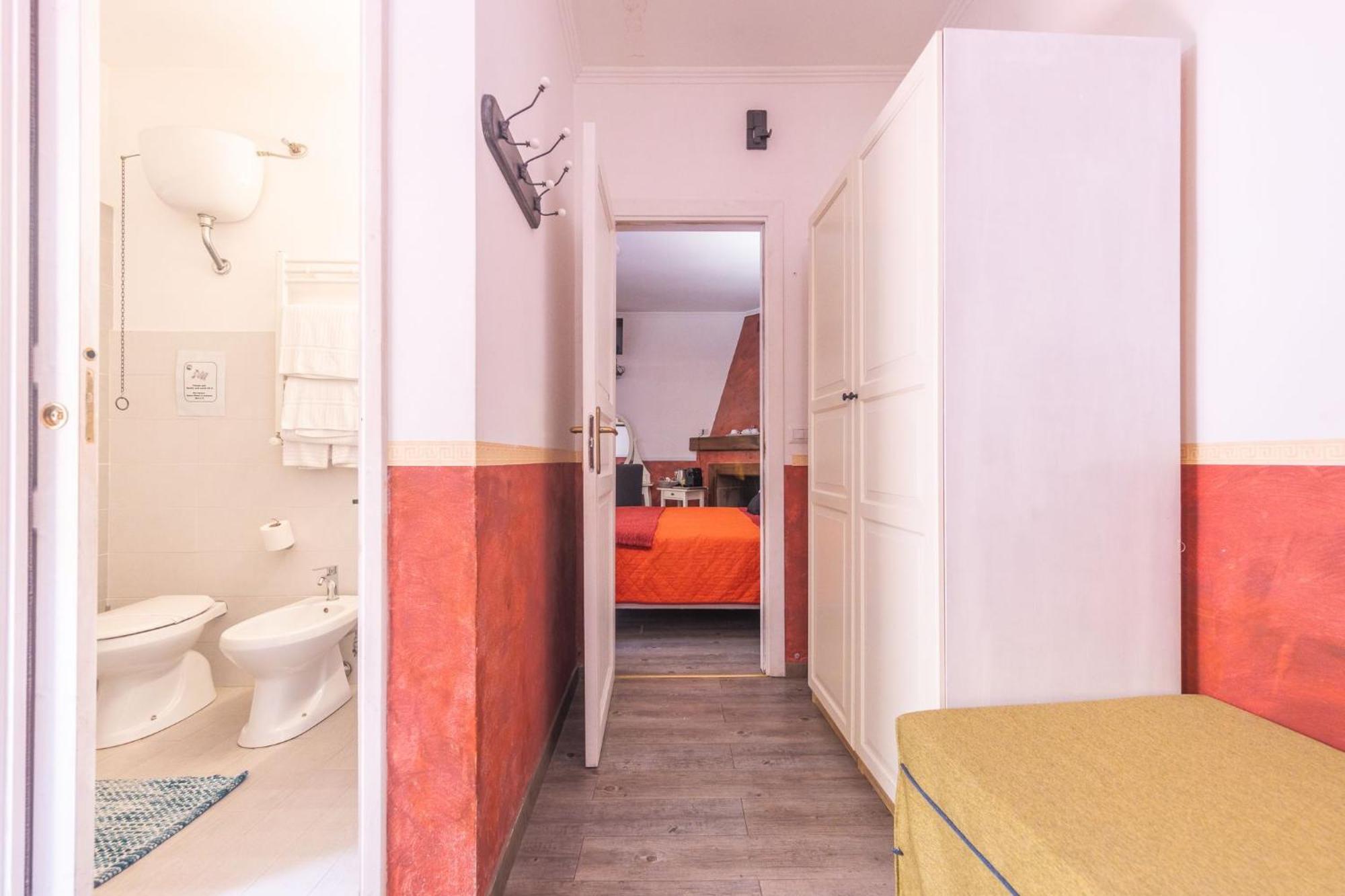 Room In Bb - Family Room In History House روما المظهر الخارجي الصورة